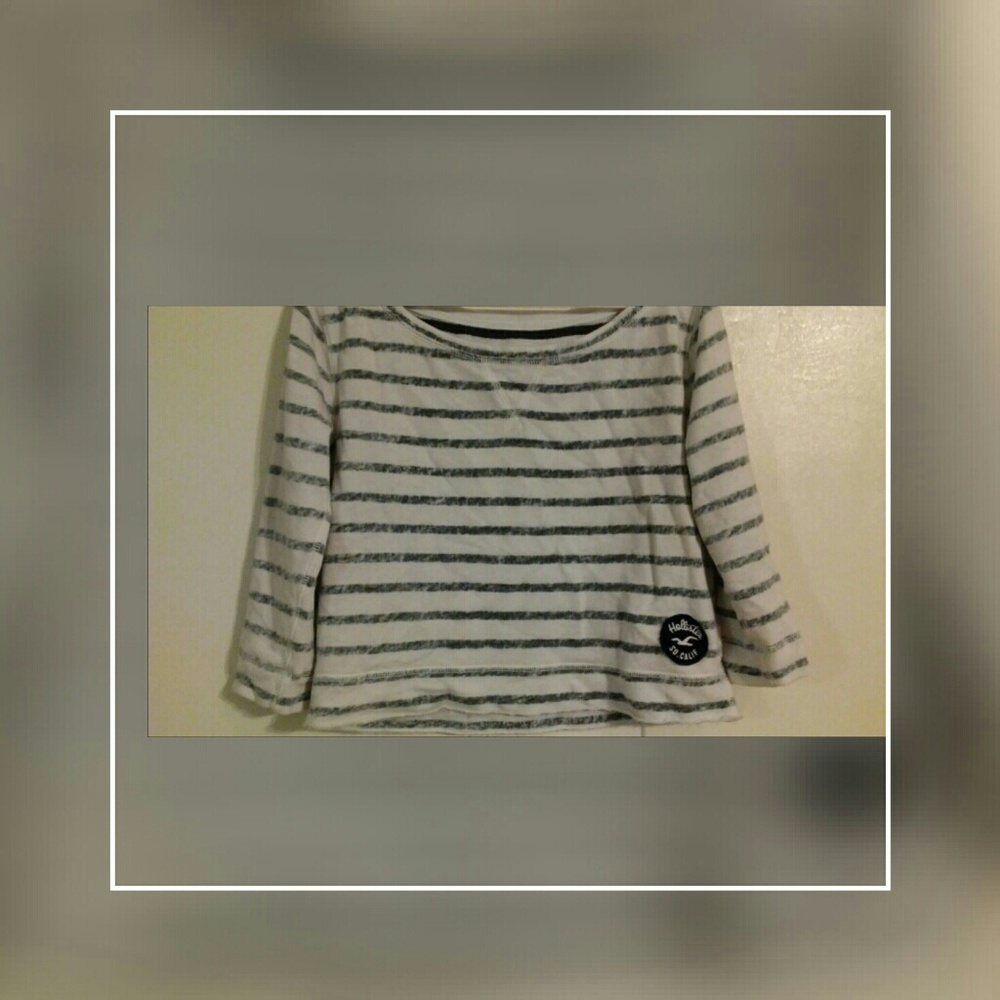 Hollister crop sweatshirt